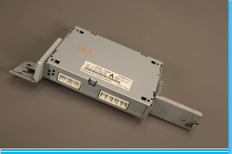 Load image into Gallery viewer, 11-17 Infiniti QX56 QX80 Audio Equipment Radio GPS Control Module Unit Oem