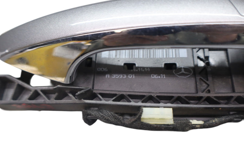 Load image into Gallery viewer, 05-23 Mercedes B250e CLA250 Rear Right Passenger Side Exterior Door Handle Oem