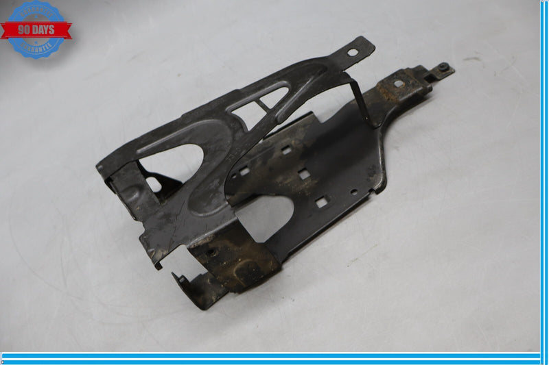 Load image into Gallery viewer, 09-15 BMW 750Li xDrive Right Passenger Side Air Intake Channel Duct W/ Brack Oem