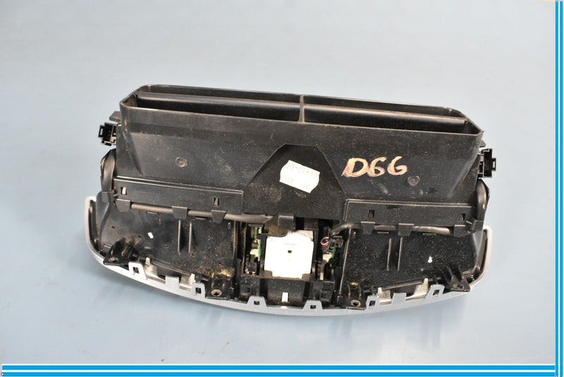 Load image into Gallery viewer, 07-13 Mercedes W221 S350 S550 Center Dash Air AC A/C Heater Vent 2218300954 OEM
