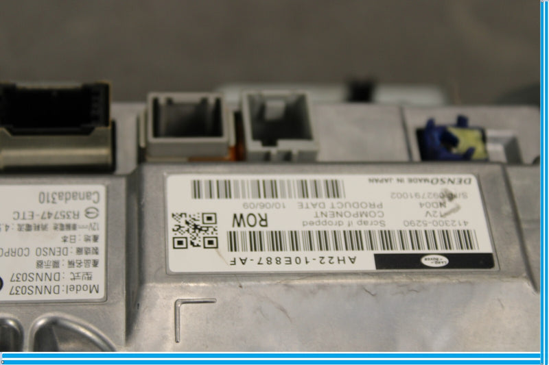 Load image into Gallery viewer, 10-13 Land Rover Range Rover GPS Navigation Display Screen Oem