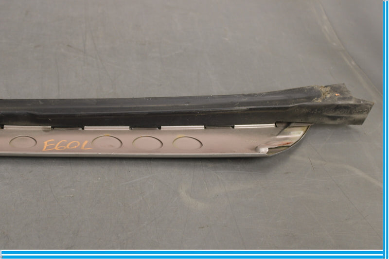 Load image into Gallery viewer, 97-04 Mercedes R170 SLK230 SLK320 Front Right Windshield Molding Cover Panel Oem