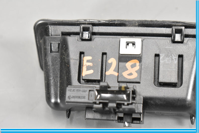 Load image into Gallery viewer, 12-15 BMW E84 X1 Trunk Lid Handle Push Release Button Boot Switch Oem