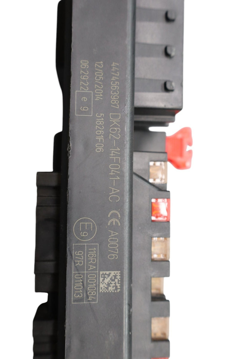 Load image into Gallery viewer, 14-15 Land Rover Range Rover Sport L494 Body Control Module Fuse Relay Box Oem