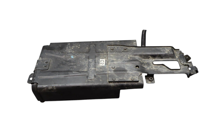 Load image into Gallery viewer, 11-16 Hyundai Equus Sig Fuel Gas Charcol Vapor Evaporator Canister System OEM