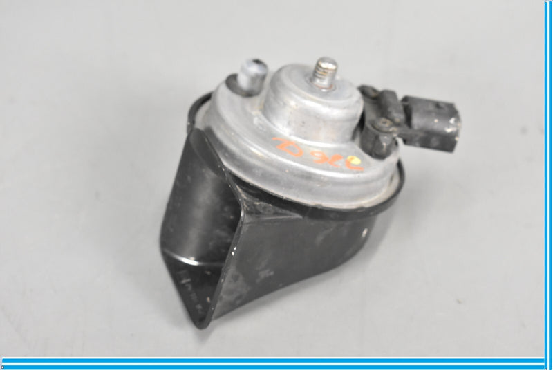 Load image into Gallery viewer, 12-18 BMW 650i 640i F12 High Note Tone Horn Signal Oem