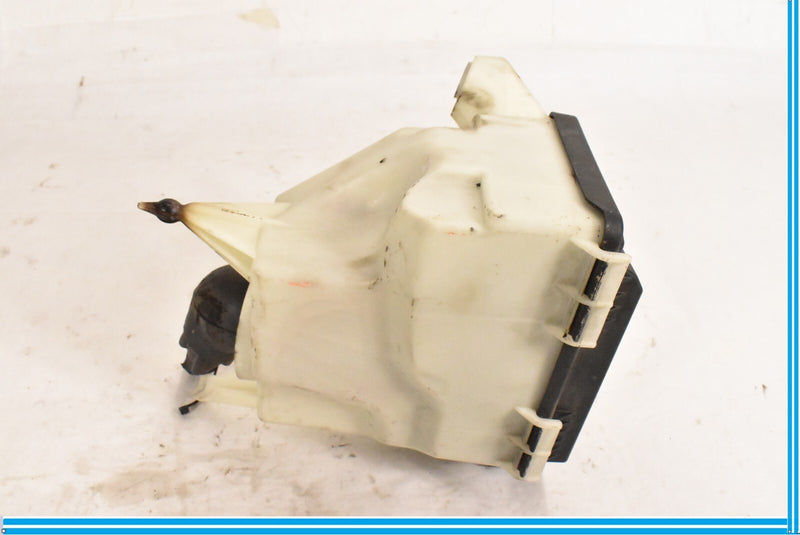Load image into Gallery viewer, ENGINE BAY RELAY FUSE BOX ASSEMBLY OEM 2015-2020 C300 C400 C450 C43 W205