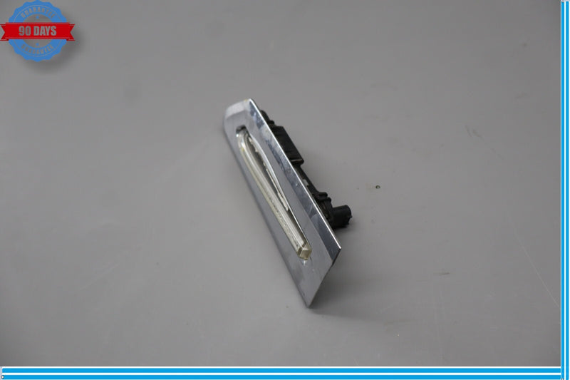 Load image into Gallery viewer, 09-13 BMW 750i F01 F02 Front Right Fender Turn Indicator Signal Light Lamp Oem