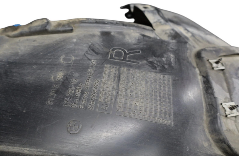 Load image into Gallery viewer, 10-17 BMW 535I GT xDrive Front Right Side Fender Liner Splash Guard Shield Oem