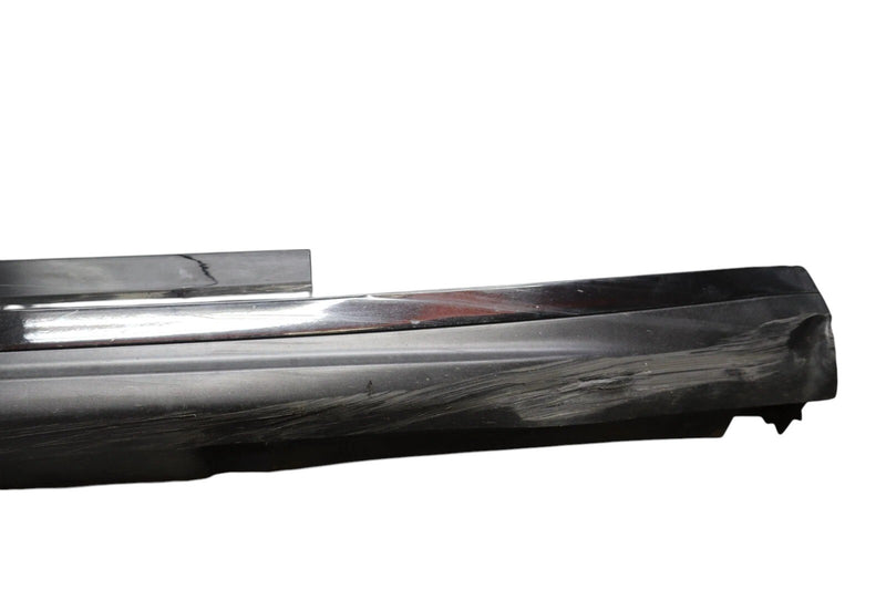 Load image into Gallery viewer, 14-20 Maserati Ghibli M157 Right Side Skirt Rocker Panel Molding 6700288400 OEM