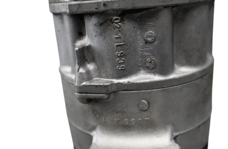 Load image into Gallery viewer, 12-18 Mercedes CLS550 CLS400 W218 A/C Air Conditioning Compressor 0022309711 Oem