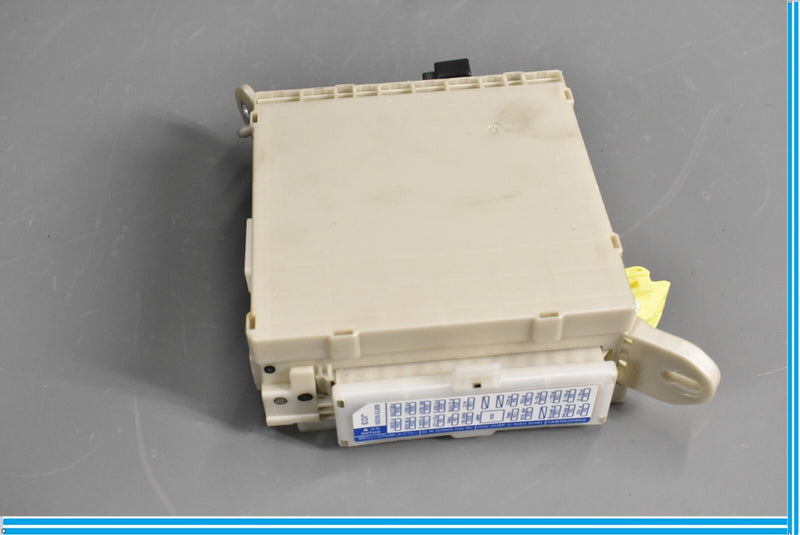 Load image into Gallery viewer, 07-12 Lexus LS460 Trunk Fuse Box Relay Junction Unit 82670-50120 Oem