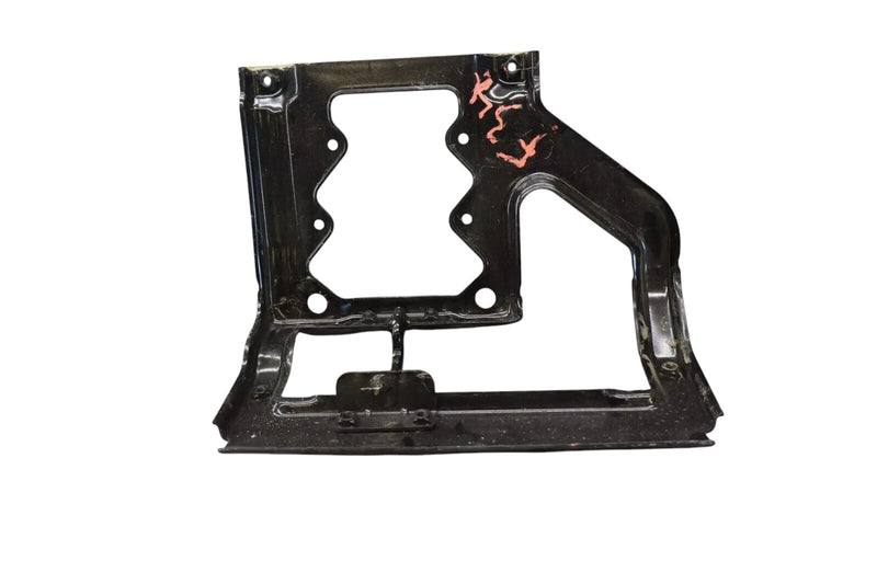 Load image into Gallery viewer, 10-13 Mercedes S400 S550 Distronic Cruise Control Sensor Bracket 2216200172 Oem