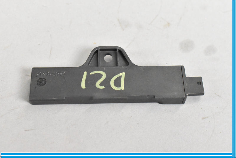 Load image into Gallery viewer, 09-19 BMW 750Li 750i F01 F02 F07 F10 Keyless Entry Antenna 65209220832 Oem