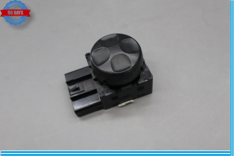 Load image into Gallery viewer, 14-20 Maserati Quattroporte Front Left Side Seat Seat Adjustment Switch Oem