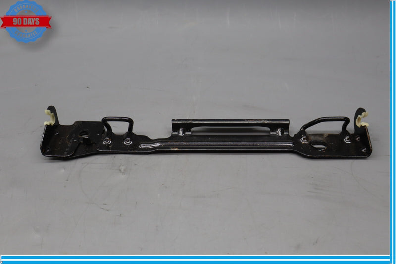 Load image into Gallery viewer, 10-15 Jaguar X351 XJ XJL Right Side Seatbelt Seat Belt Restraint Bracket Oem
