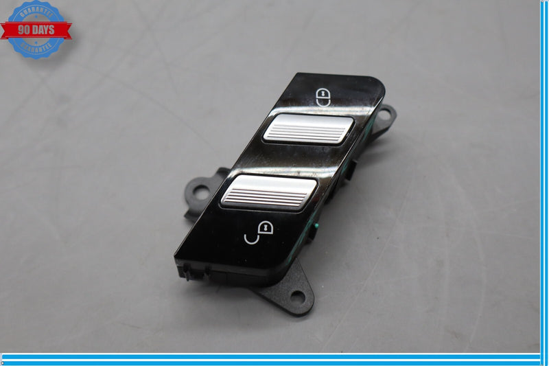 Load image into Gallery viewer, 07-14 Mercedes S550 CL550 Front Right Passenger Door Lock Switch A2218213151 Oem
