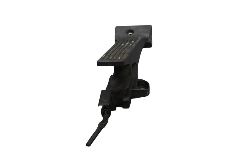 Load image into Gallery viewer, 15-23 Hyundai Genesis Engine Gas Acceleration Accelerator Pedal Assembly Oem