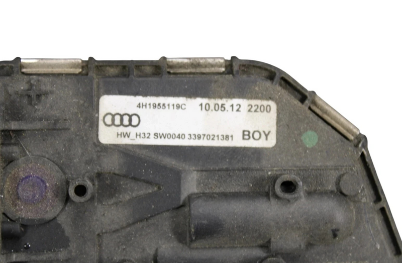 Load image into Gallery viewer, 11-18 Audi A8 Quattro Windshield Wiper Washer Transmission Linkage W/ Motor Oem