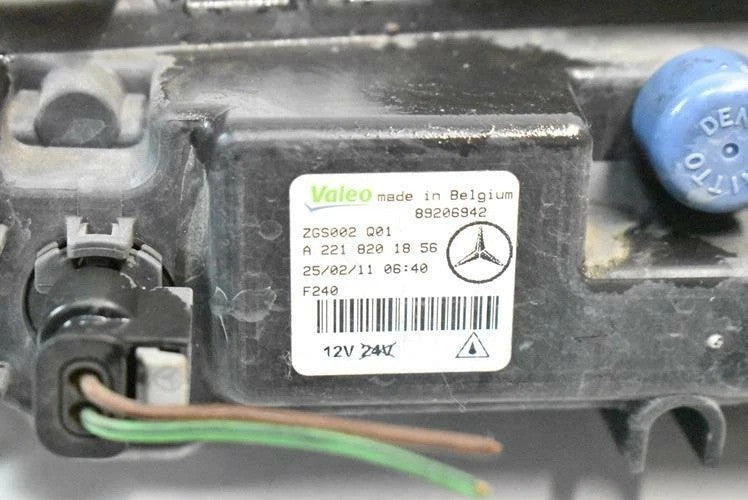 Load image into Gallery viewer, 10-13 Mercedes S550 S400 S600 Right Side LED Daytime Running Light Fog Lamp OEM