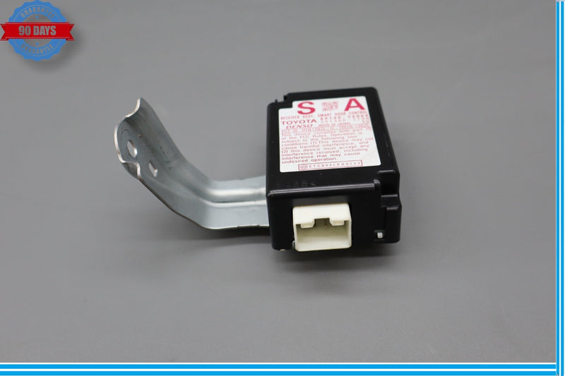 Load image into Gallery viewer, 07-12 Lexus LS460 Smart Door Control Module Receiver 89740-50060 Oem