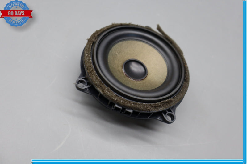Load image into Gallery viewer, 12-16 BMW F30 328i Front Right Passenger Side Door HIFI Midrange Speaker Oem