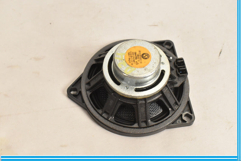 Load image into Gallery viewer, 09-15 BMW F01 F02 F07 750i 750Li Door Audio Radio Mid-Range Speaker 9141501 Oem