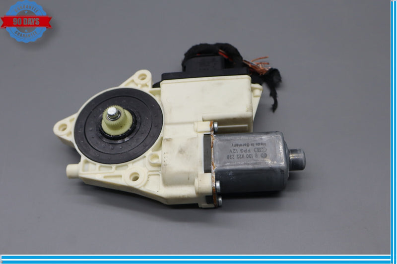 Load image into Gallery viewer, 07-18 Bentley Continental GTC Front Left Side Door Window Regulator Motor Oem