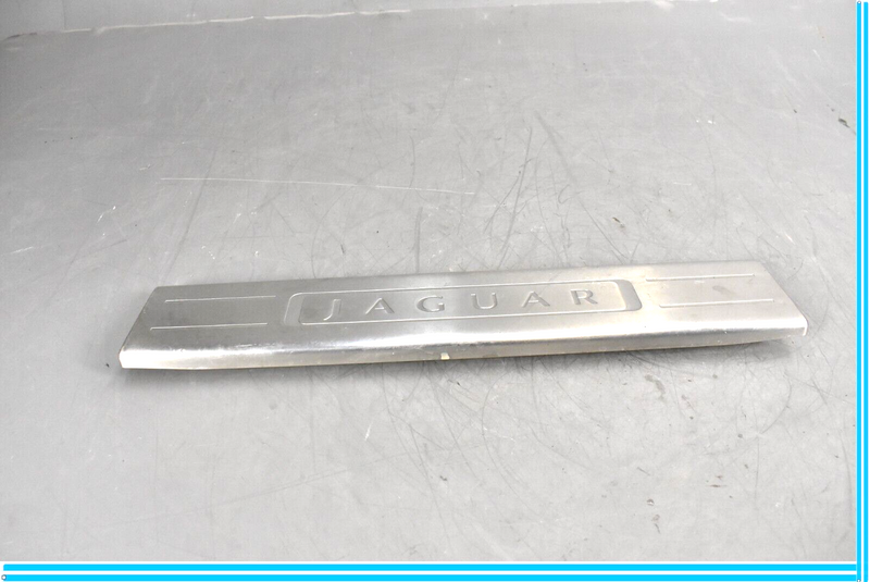 Load image into Gallery viewer, 10-15 Jaguar XJ XJL X351 Front Right Side Door Sill Scuff Trim Plate Cover Oem