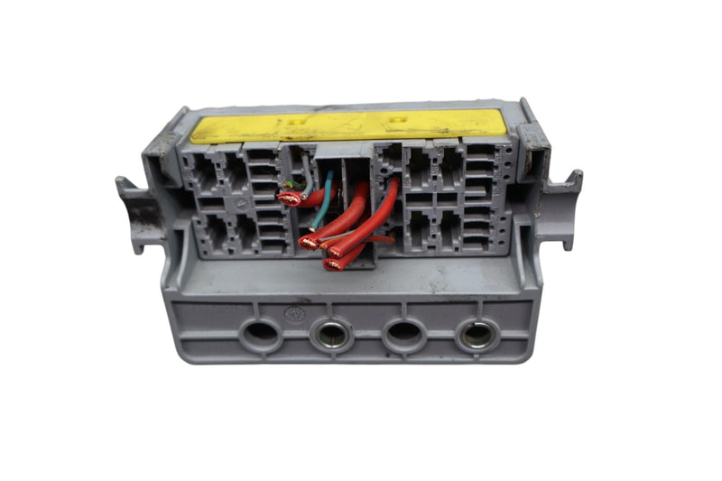 Load image into Gallery viewer, 14-21 Maserati Quattroporte Fuse Relay Junction Box Control Module Oem