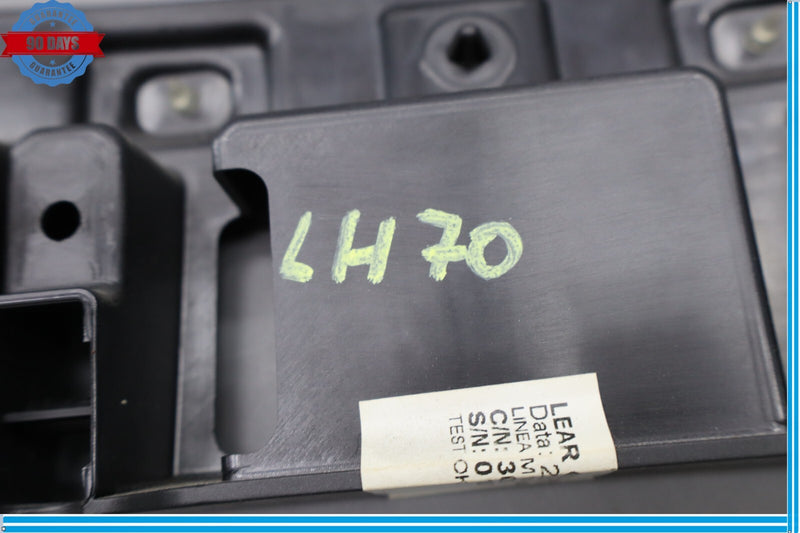 Load image into Gallery viewer, 14-20 Maserati Quattroporte Front Left Side Seat Guard Cover Support Oem