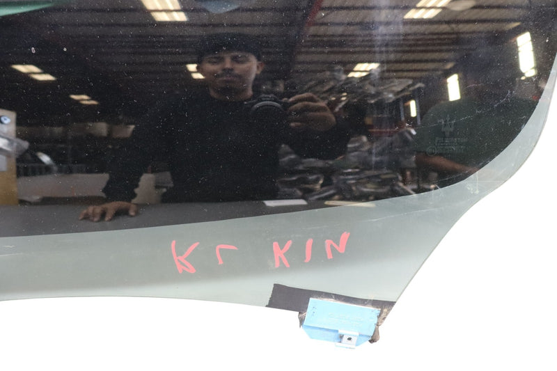Load image into Gallery viewer, 03-13 Maserati Quattroporte M139 S Rear Left Side Door Window Auto Glass Oem