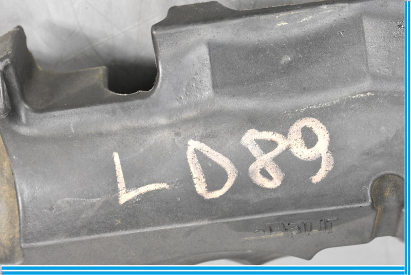 Load image into Gallery viewer, 12-18 Mercedes E350 CLS550 Engine Right Passenger Side Air Cleaner Insulator Oem