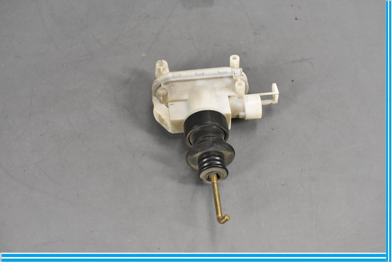 Load image into Gallery viewer, 86-95 Mercedes 300SL W124 Rear Left Driver Side Vacuum Lock Actuator Element Oem