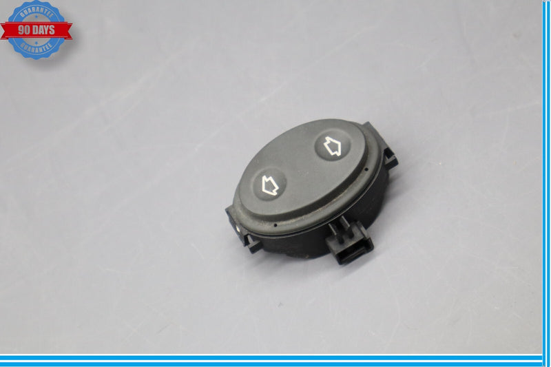 Load image into Gallery viewer, 03-12 Mercedes SL500 SL600 R230 Right Passenger Seat Backrest Recline Switch Oem