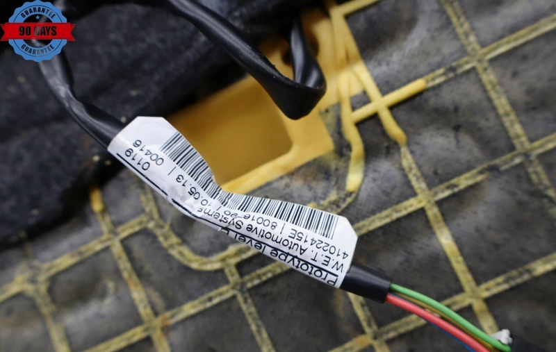 Load image into Gallery viewer, 14-17 Maserati Quattroporte Front Left Driver Side Lower Bottom Seat Cushion Oem