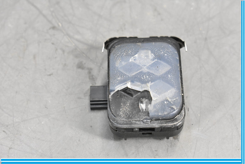 Load image into Gallery viewer, 09-15 Jaguar XJ XJL Front Windshield Rain Sensor Unit Module Unit ECU Oem