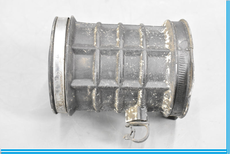 Load image into Gallery viewer, 94-97 Mercedes SL320 S320 R129 Engine Motor Air Intake Pipe Hose Oem