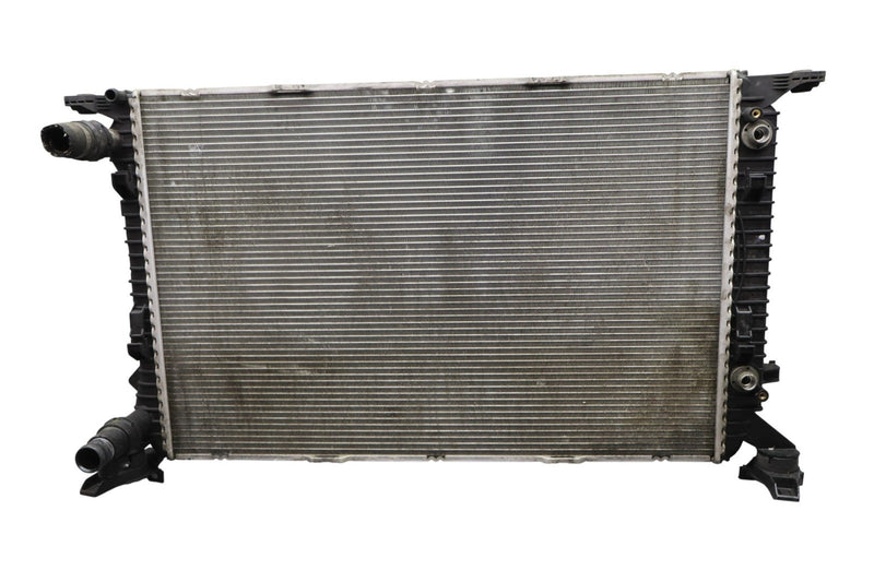 Load image into Gallery viewer, 10-17 Audi A4 A5 Q5 2.0L Front Engine Cooling Radiator Assembly 8K0121251T Oem