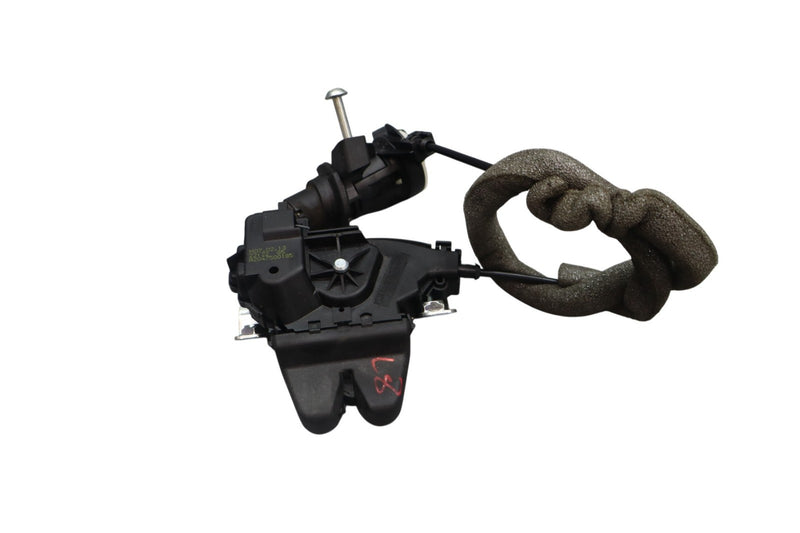 Load image into Gallery viewer, 08-17 Mercedes W212 E350 E400 C350 Trunk Lid Latch Lock Actuator 2047500185 Oem