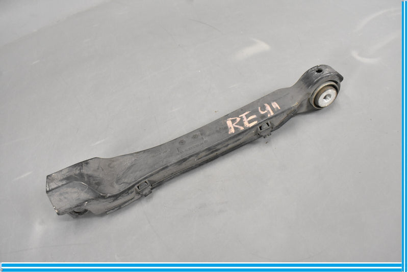 Load image into Gallery viewer, 12-18 Mercedes CLS550 W218 Right Passenger Side Control Arm Track Bar Oem