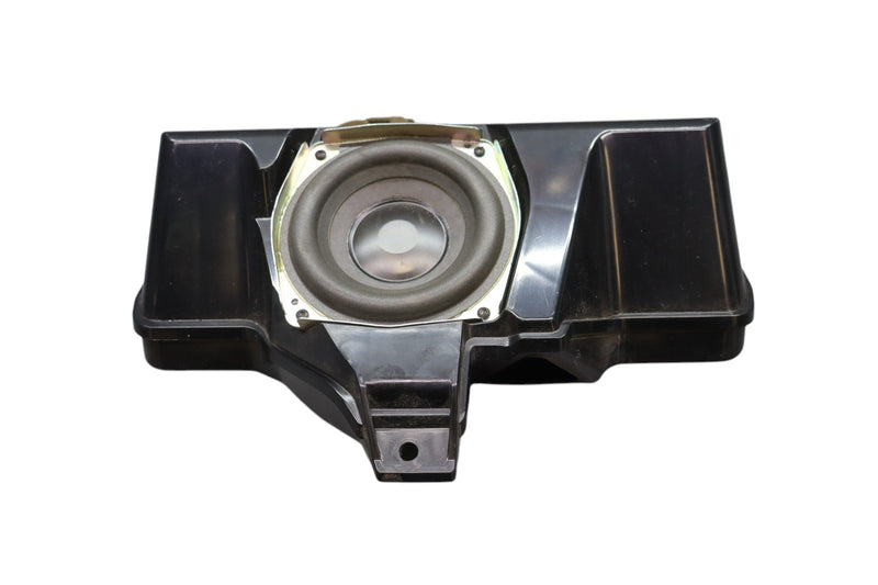 Load image into Gallery viewer, 03-19 Maserati Quattroporte Front Bose Subwoofer Sub Woofer Speaker Oem