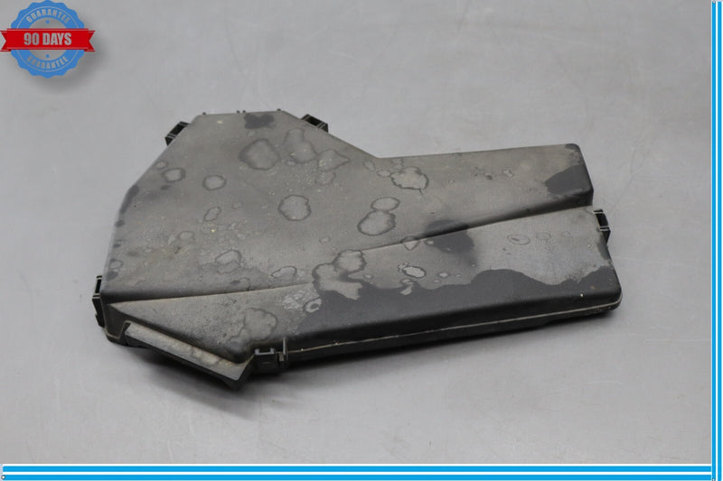 Load image into Gallery viewer, 07-17 Lexus LS460 Power Supply Distribution Fuse Block Box Lid 8266250271 Oem