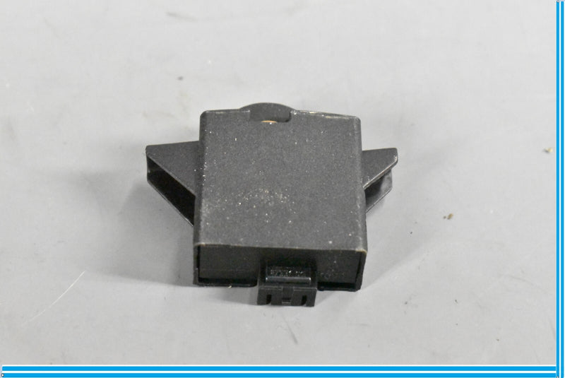 Load image into Gallery viewer, 04-13 Maserati Quattroporte M139 Front Right Heated Seat Roller Switch Oem