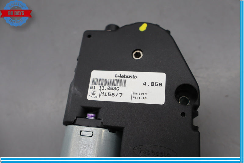 Load image into Gallery viewer, 14-17 Maserati Ghibli S Sunroof Sun Roof Motor Regulator 673000063 Oem