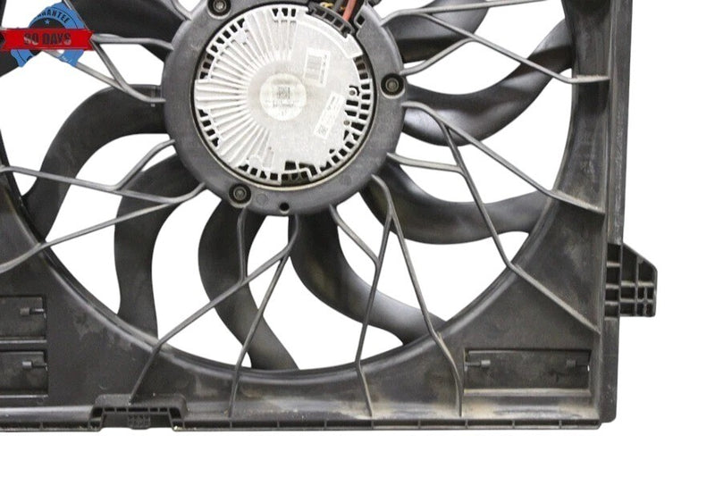 Load image into Gallery viewer, 13-16 Mercedes X166 GL550 GL450 Engine Motor Radiator Cooling Fan Assembly Oem