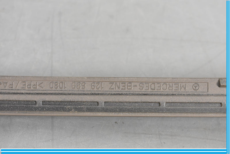 Load image into Gallery viewer, 90-02 Mercedes R129 SL500 SL320 300SL Right Passenger Dash Defrost Vent Oem