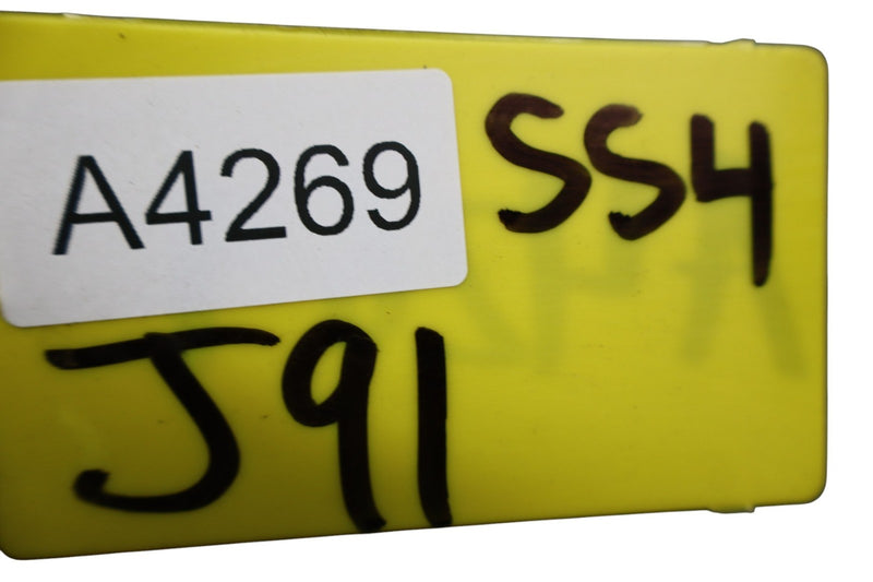 Load image into Gallery viewer, 14-22 Maserati Quattroporte Left Driver Side Rocker Panel Side Skirt Molding Oem