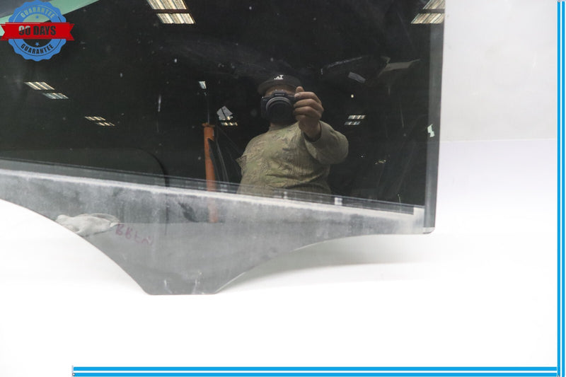 Load image into Gallery viewer, 13-19 Mercedes X166 GL450 GLS550 Rear Right Side Window Glass 1667352610 Oem