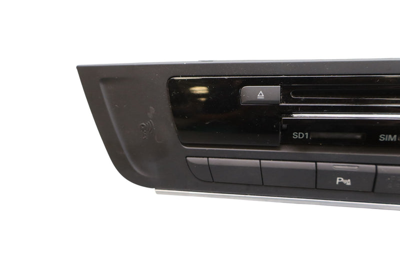 Load image into Gallery viewer, 12-18 Audi A7 A7 Quattro MMI Navigation Computer Head Unit 4G0035666 Oem